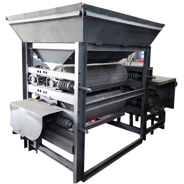 車載小型易拉罐壓扁機(jī)