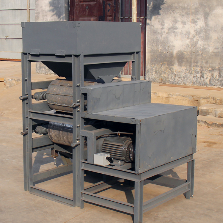 易拉罐壓扁機(jī)解決易拉罐回收問題